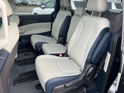 New 2026 Kia Carnival SX Prestige FWD image 15