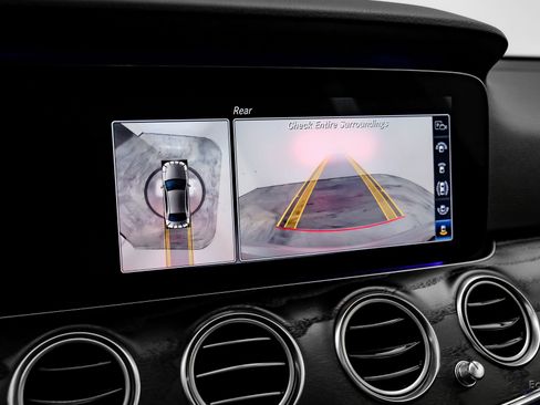 Used 2020 Mercedes-Benz E 350 4MATIC Sedan w/ Parking Assistance Package image 61