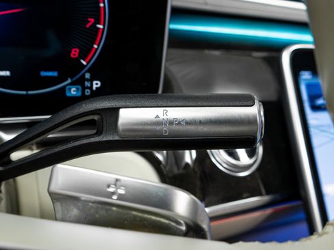 Used 2023 Mercedes-Benz S 580 4MATIC Sedan image 57