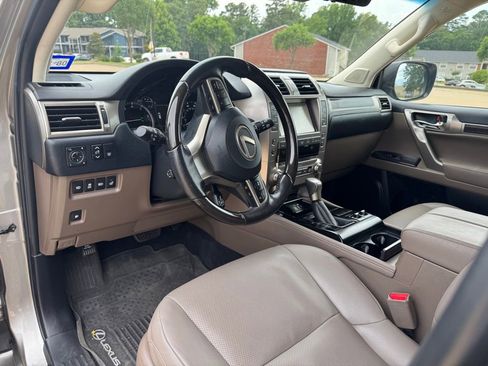 Used 2021 Lexus GX 460 Premium AWD/4WD image 9