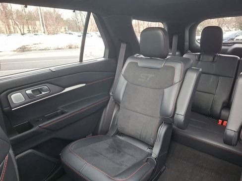 Certified 2025 Ford Explorer ST image 12