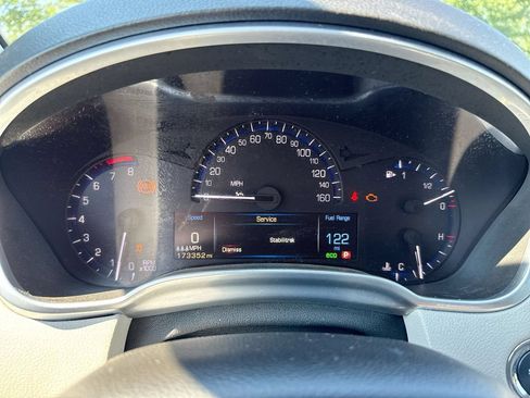 Used 2013 Cadillac SRX Luxury w/ Driver Awareness Package FWD image 12
