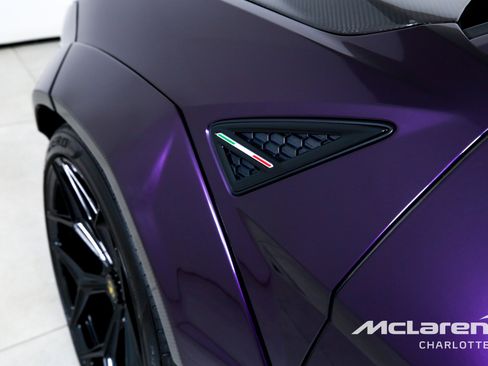 Used 2019 Lamborghini Urus image 45