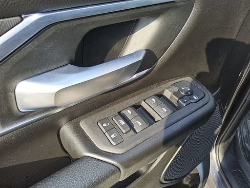 Certified 2025 RAM 1500 Lone Star image 18