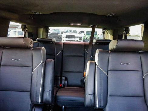 Used 2025 Cadillac Escalade Sport w/ Touring Package image 27