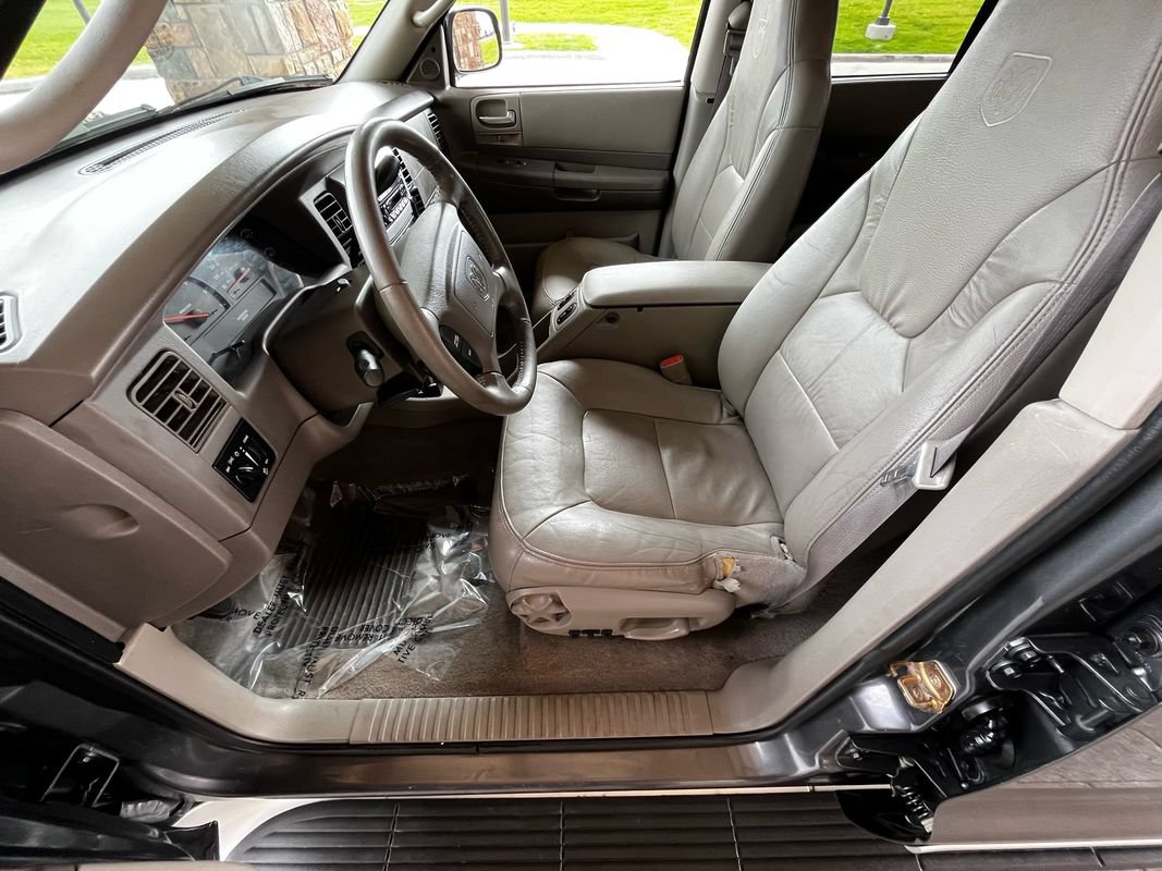 Used 2003 Dodge Durango SLT Plus AWD/4WD image 10