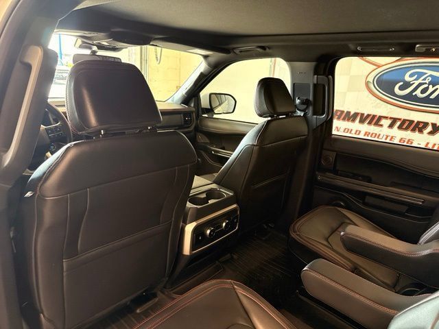 Used 2024 Ford Expedition Limited AWD/4WD image 20