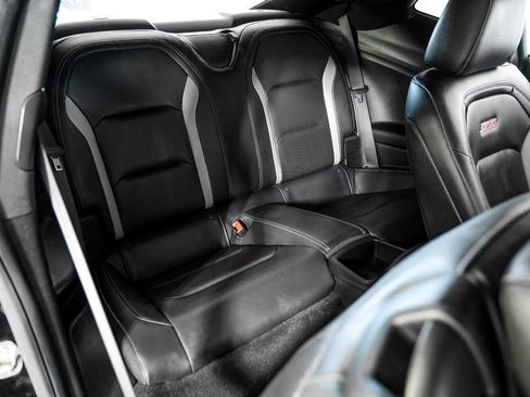 Used 2019 Chevrolet Camaro SS RWD image 38