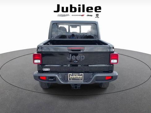 New 2026 Jeep Gladiator Sport image 3