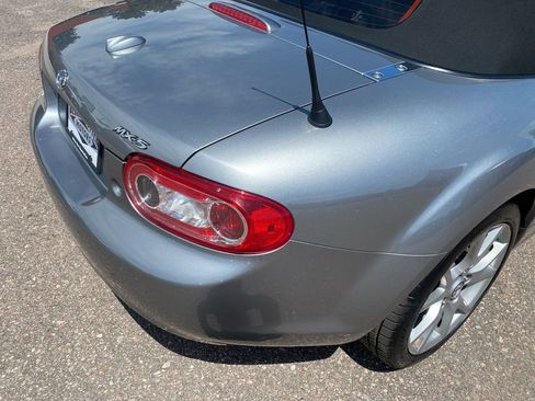 Used 2013 MAZDA MX-5 Miata Grand Touring w/ Premium Pkg image 12