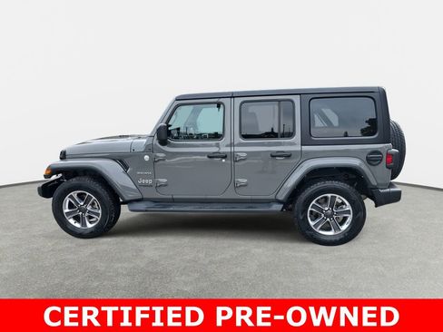 Used 2022 Jeep Wrangler Unlimited Sahara w/ Cold Weather Group image 8