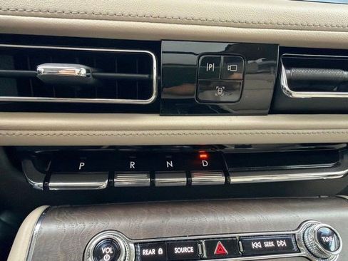 Used 2023 Lincoln Aviator Reserve w/ Equipment Group 201A AWD/4WD image 18