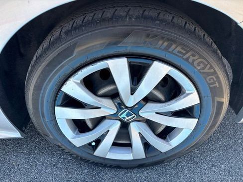 Used 2023 Honda Civic LX image 9