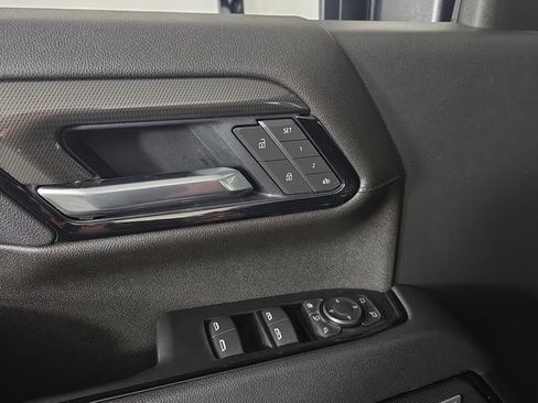 Certified 2025 GMC Sierra 2500 AT4 w/ AT4 Premium Plus Package AWD/4WD image 26