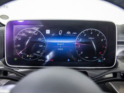 Used 2024 Mercedes-Benz CLE 300 4MATIC Coupe image 32