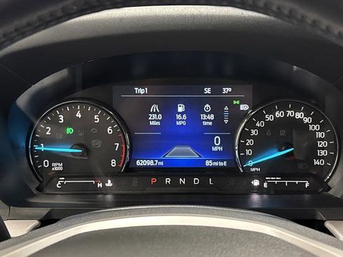 Used 2023 Ford Explorer XLT image 18