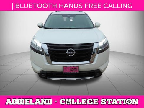 Used 2023 Nissan Pathfinder SL FWD image 10