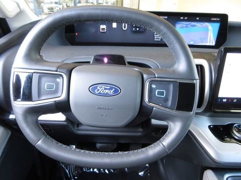 Certified 2025 Ford Expedition Max Active image 14