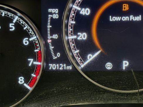 Used 2021 MAZDA MAZDA3 s image 17