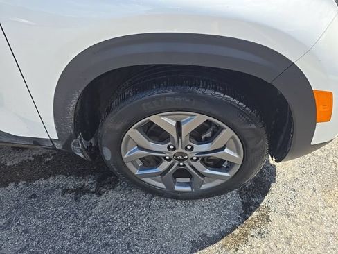 Certified 2024 Kia Seltos S AWD/4WD image 10