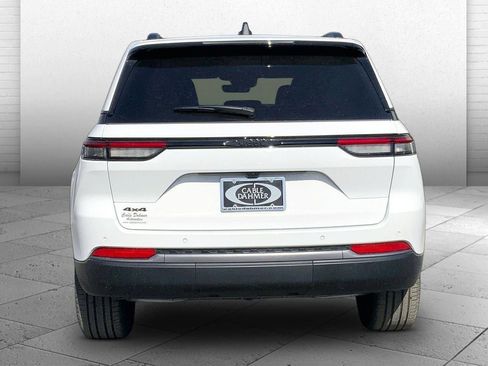 New 2026 Jeep Grand Cherokee Limited AWD/4WD image 4