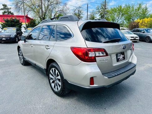 Used 2015 Subaru Outback 2.5i Limited AWD/4WD image 5