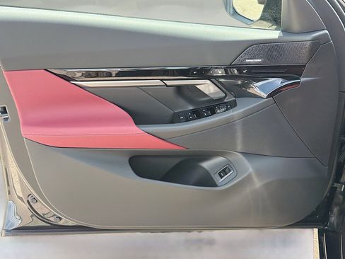 New 2026 BMW 530i xDrive w/ M Sport Package image 21