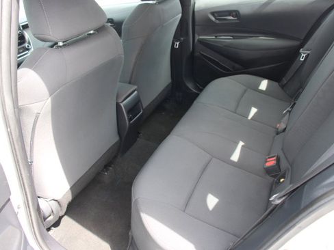 Certified 2022 Toyota Corolla LE FWD image 12
