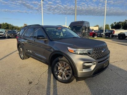 Certified 2023 Ford Explorer XLT w/ Equipment Group 202A