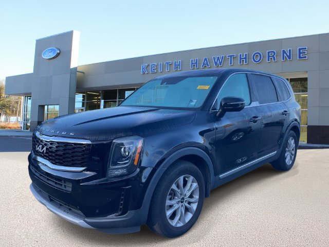 Used 2022 Kia Telluride LX AWD/4WD image 3