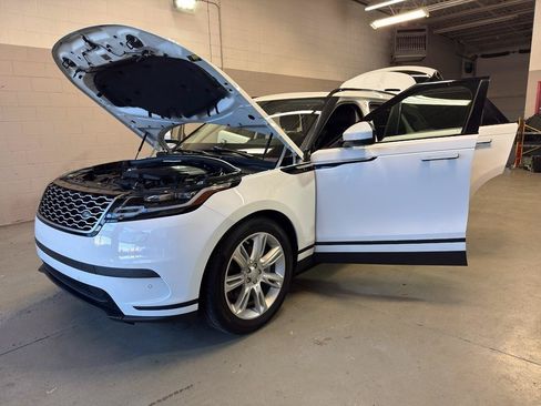 Used 2019 Land Rover Range Rover Velar S AWD/4WD image 9