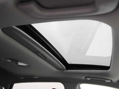 Used 2020 Hyundai Kona Limited FWD image 13