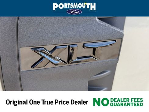 New 2025 Ford Ranger XLT w/ Black Appearance Package image 19