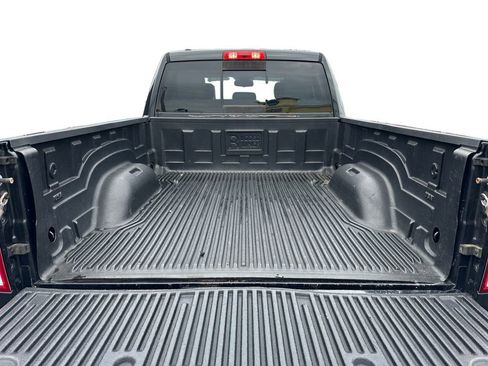 Used 2016 RAM 1500 Classic SLT image 19