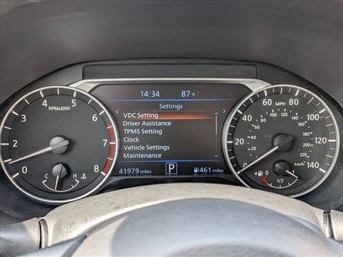 Used 2022 Nissan Altima 2.5 SV FWD image 11
