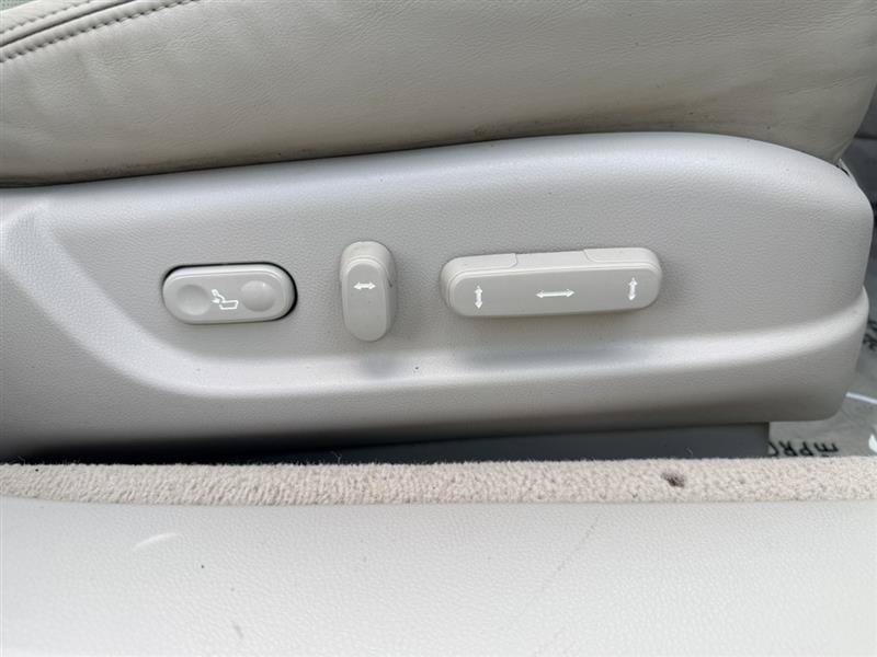 Used 2010 Acura RL w/ Technology Package AWD/4WD image 14