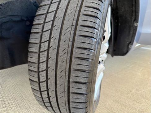 Used 2003 Toyota Matrix image 20