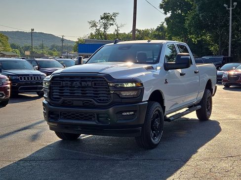 Used 2025 RAM 2500 Tradesman AWD/4WD image 1