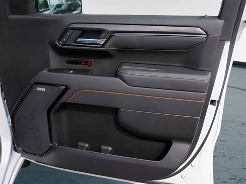 Used 2025 GMC Sierra 1500 AT4 image 30