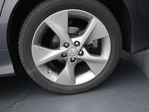Used 2014 Toyota Camry SE w/ Leather Package FWD image 15
