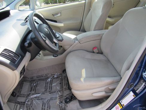 Used 2010 Toyota Prius Five FWD image 25