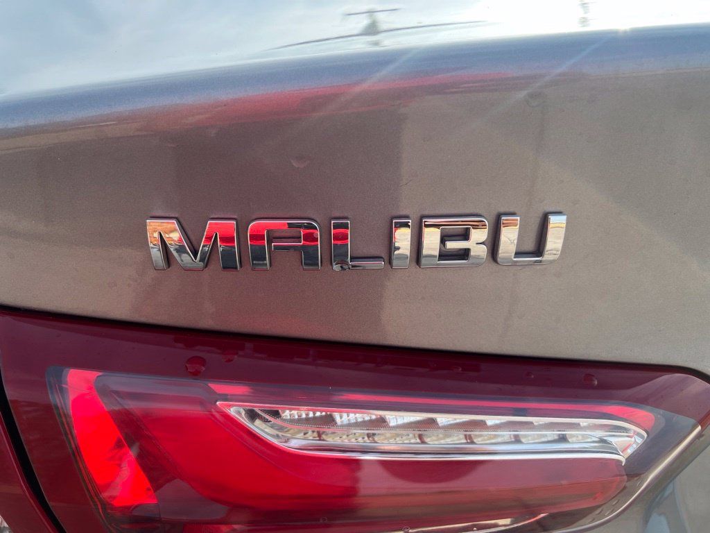 Used 2024 Chevrolet Malibu LT FWD image 12