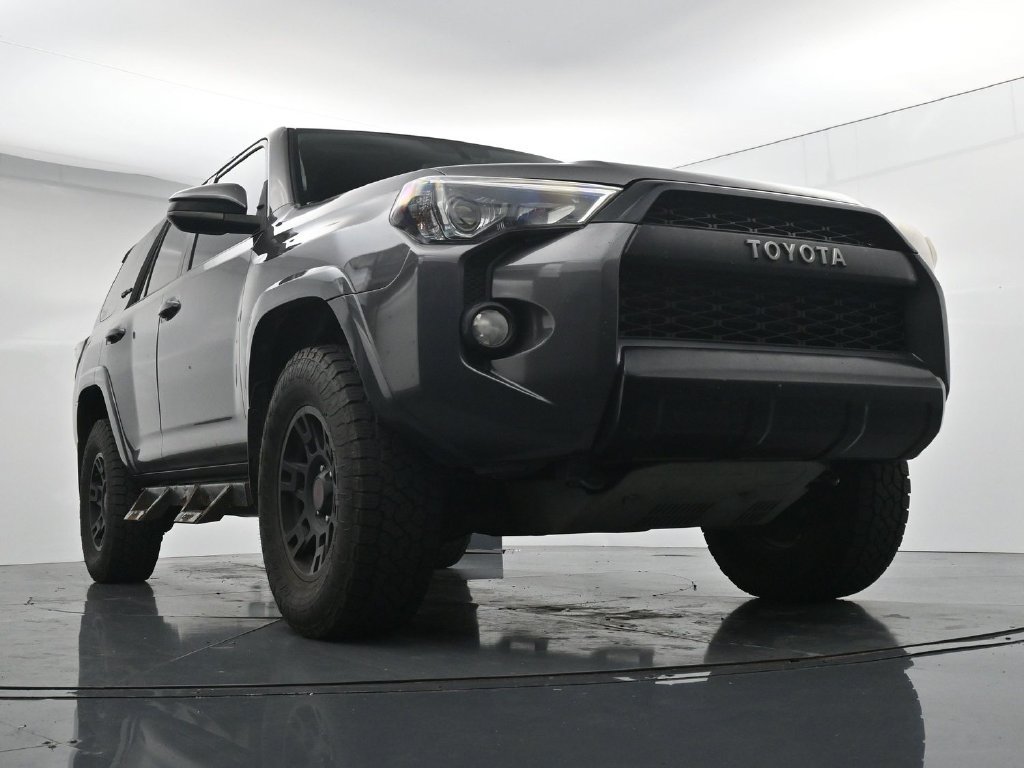 Used 2016 Toyota 4Runner TRD Pro AWD/4WD image 18