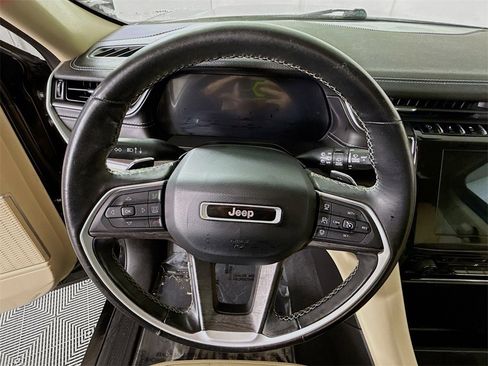 Used 2021 Jeep Grand Cherokee L Limited image 20