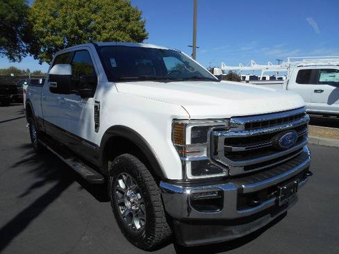 Certified 2020 Ford F250 Lariat w/ Lariat Ultimate Package AWD/4WD image 4
