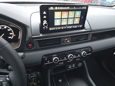 New 2025 Honda Pilot Touring image 31