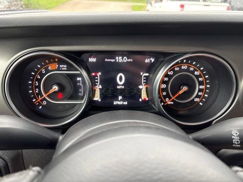 Used 2023 Jeep Wrangler Unlimited Sport AWD/4WD image 13