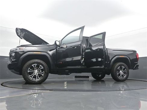 New 2025 GMC Canyon AT4 image 59