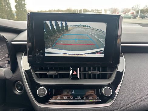 Certified 2024 Toyota Corolla SE w/ SE Premium Package image 20