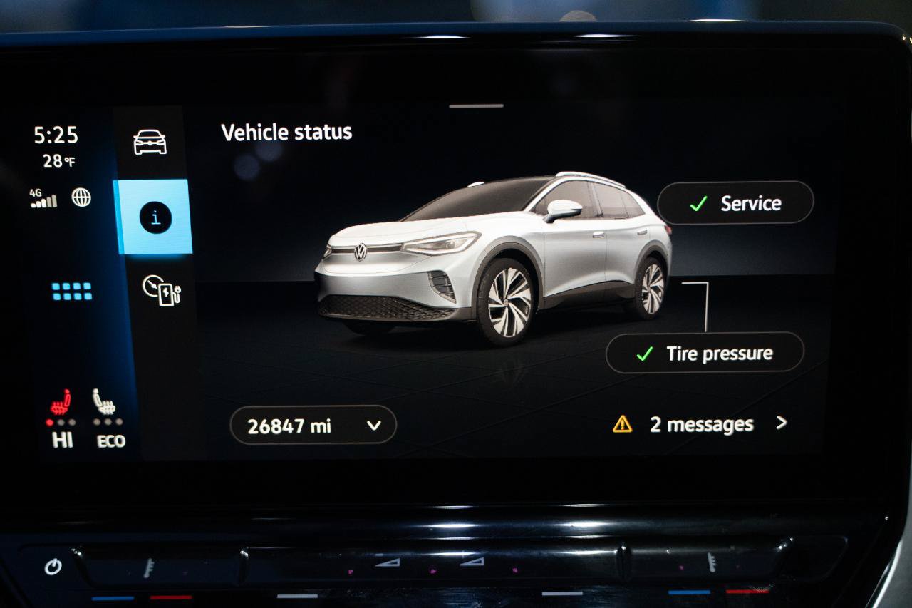 Used 2022 Volkswagen ID.4 Pro RWD image 32